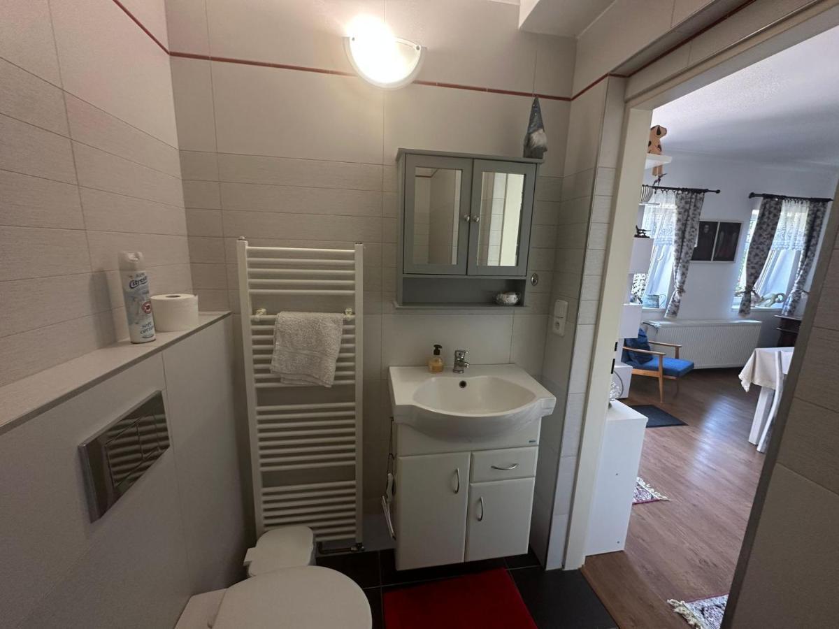 Apartman U Jezirka Velke Prilepy Exterior foto